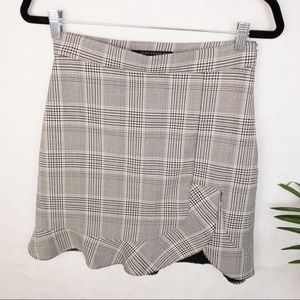 Zara Plaid Check Mini Ruffle Skirt Black White